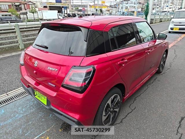 Suzuki SWIFT 2023-12 8746177-1