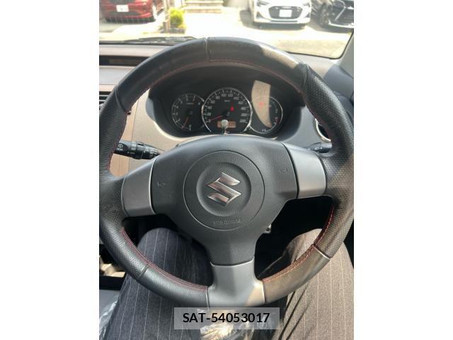 Suzuki SWIFT 2010-04 8746196-11