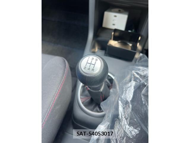 Suzuki SWIFT 2010-04 8746196-17