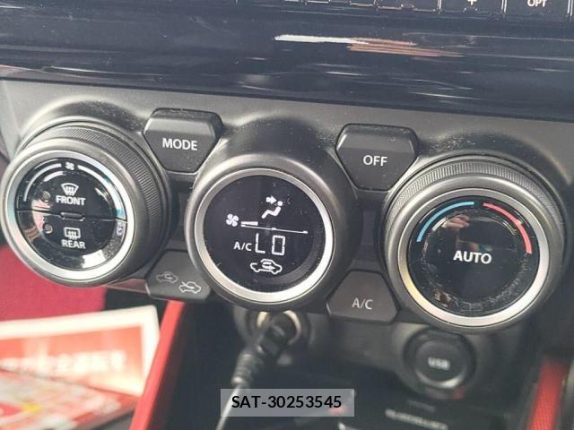 Suzuki SWIFT 2022-10 8746174-13