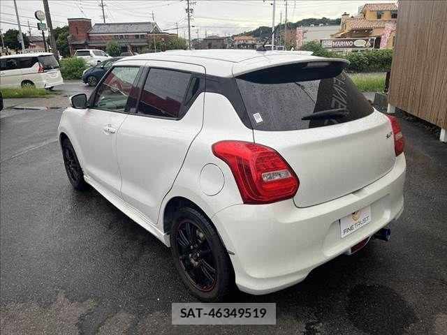 Suzuki SWIFT 2019-01 8746186-17