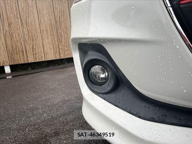 Suzuki SWIFT 2019-01 8746186-22