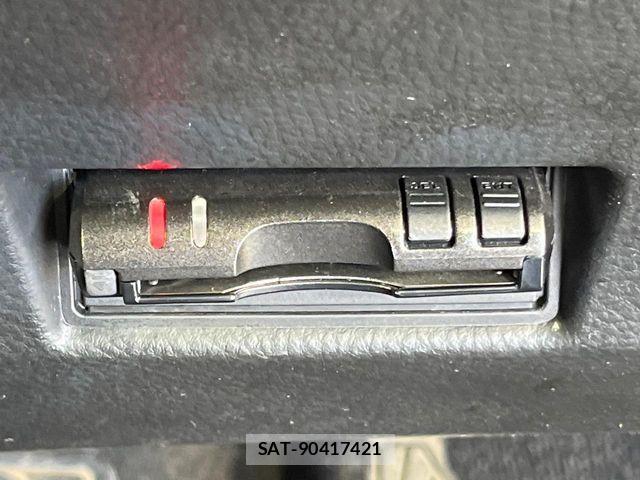 Suzuki SWIFT 2012-04 8782236-4