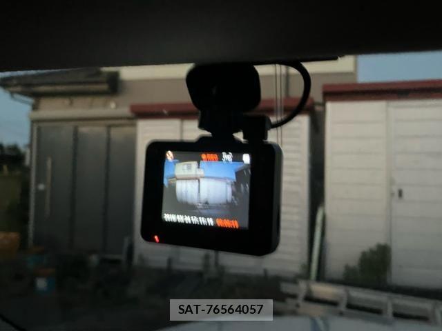 Suzuki SWIFT 2013-05 8782238-15