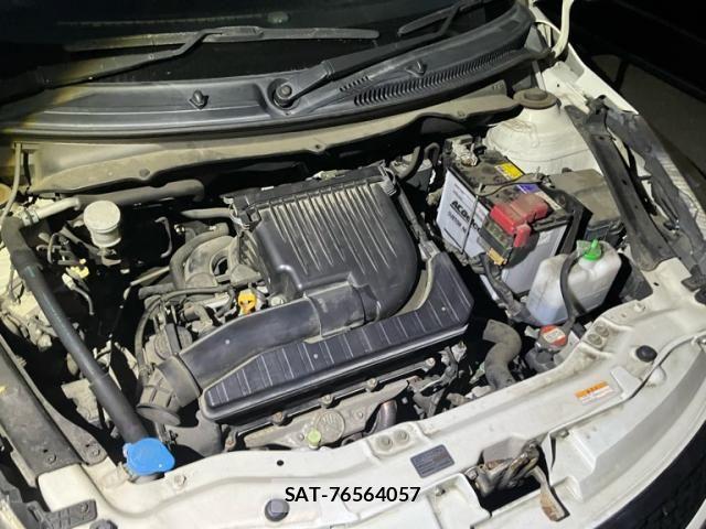Suzuki SWIFT 2013-05 8782238-16