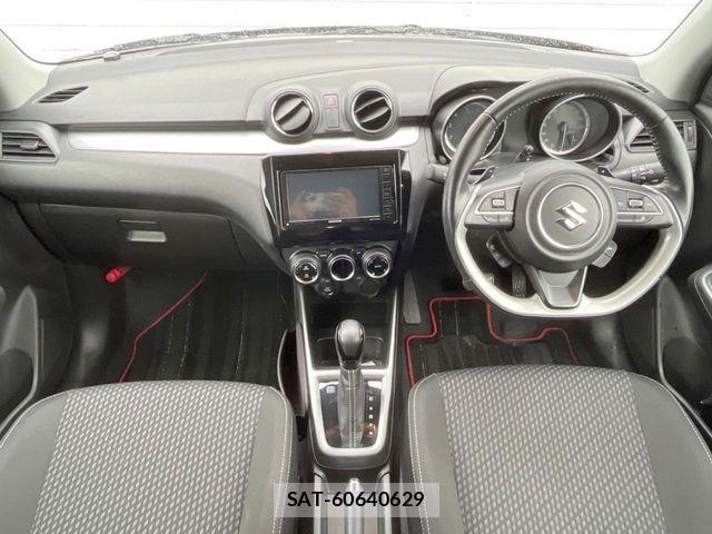 Suzuki SWIFT 2021-03 8797651-1