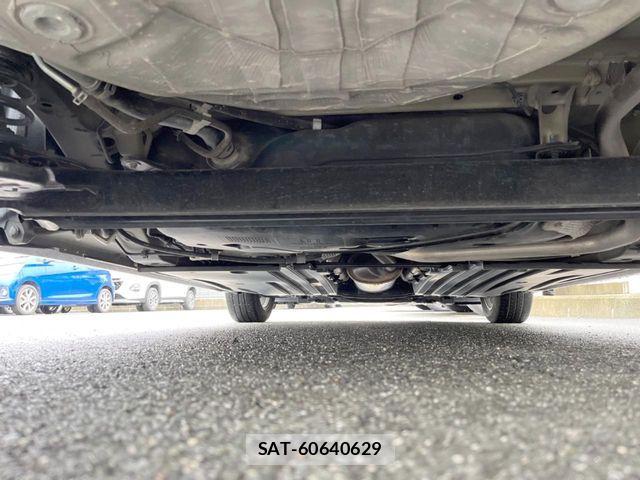 Suzuki SWIFT 2021-03 8797651-19