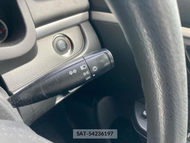 Suzuki SWIFT 2015-03 8797654-15