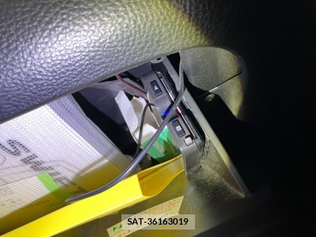 Suzuki SWIFT 2016-07 8797657-25