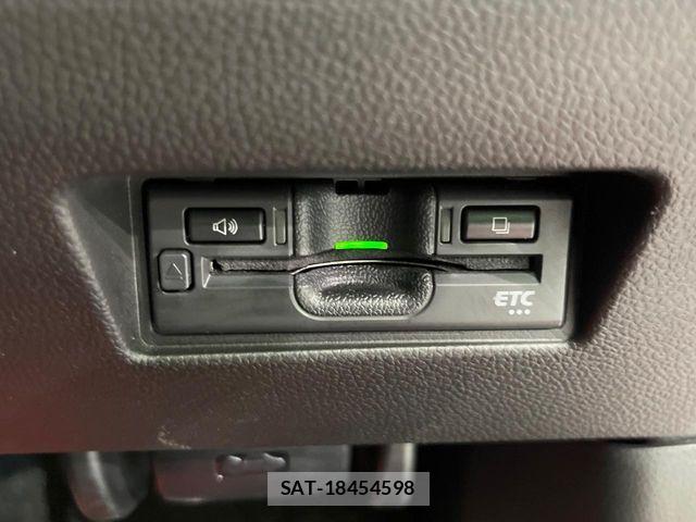 Suzuki SWIFT 2020-02 8797646-5