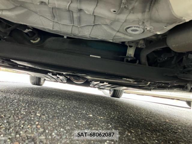Suzuki SWIFT 2019-03 8797653-6