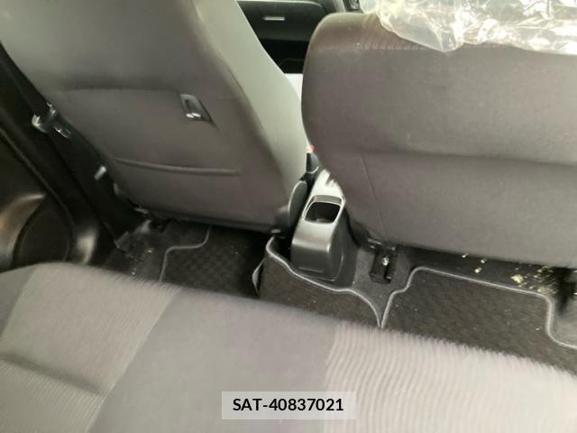 Suzuki SWIFT 2013-05 8797656-13