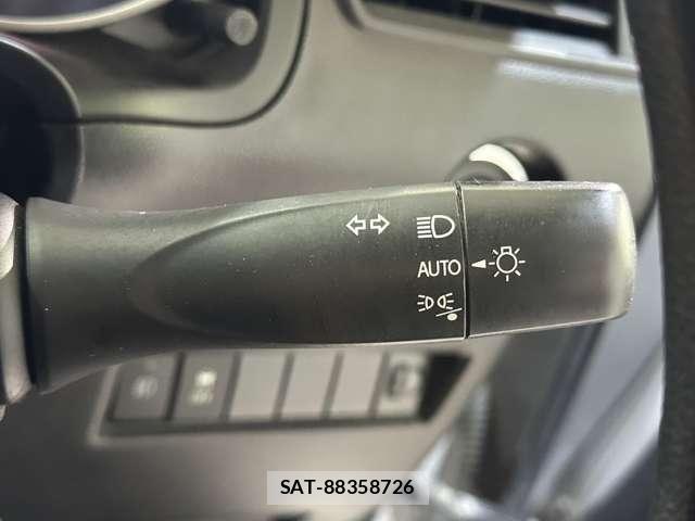 Suzuki SWIFT 2021-03 8797650-11