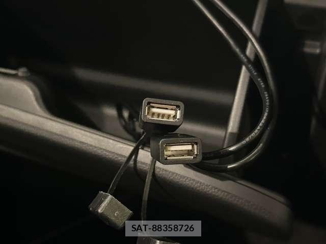 Suzuki SWIFT 2021-03 8797650-25