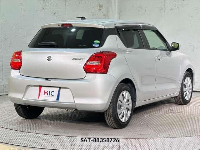 Suzuki SWIFT 2021-03 8797650-4
