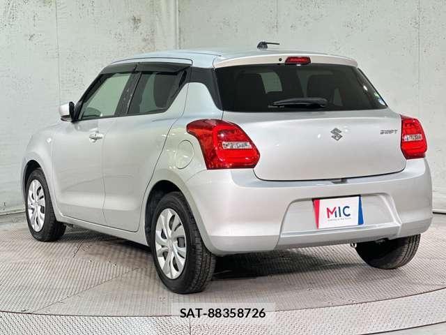 Suzuki SWIFT 2021-03 8797650-6