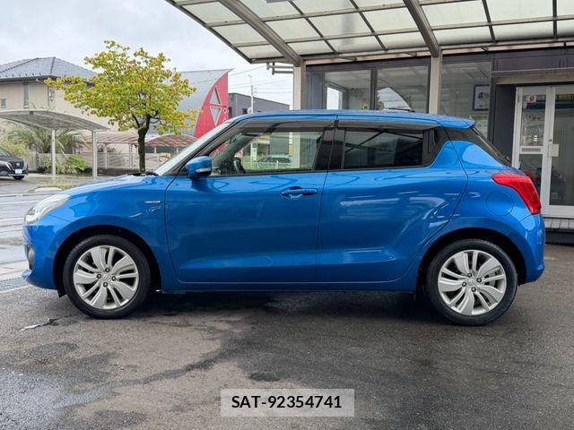 Suzuki SWIFT 2018-03 8831913-19