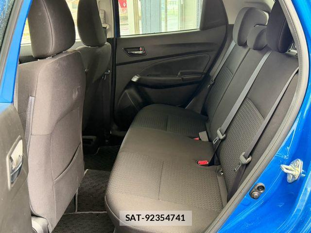 Suzuki SWIFT 2018-03 8831913-4