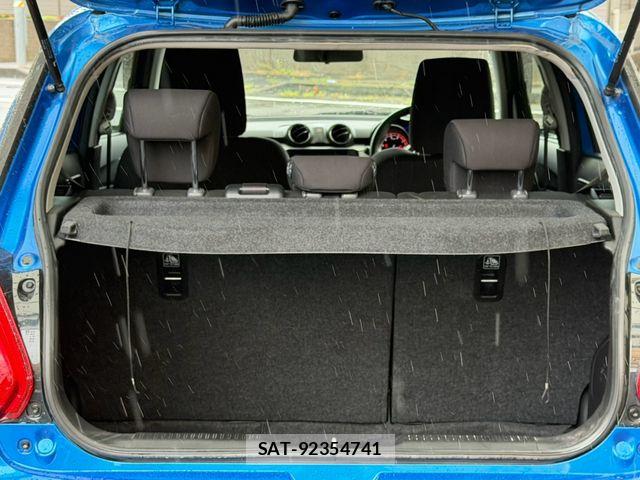 Suzuki SWIFT 2018-03 8831913-5