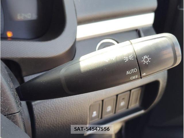 Suzuki SWIFT 2015-09 8831914-27