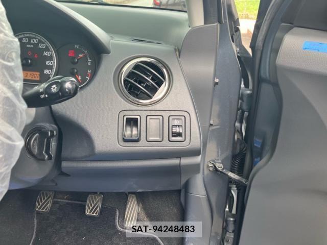 Suzuki SWIFT 2010-08 8831918-9