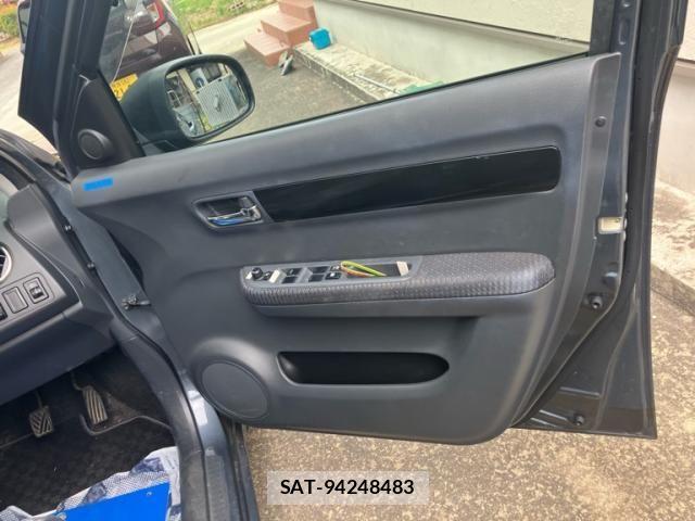 Suzuki SWIFT 2010-08 8831918-7