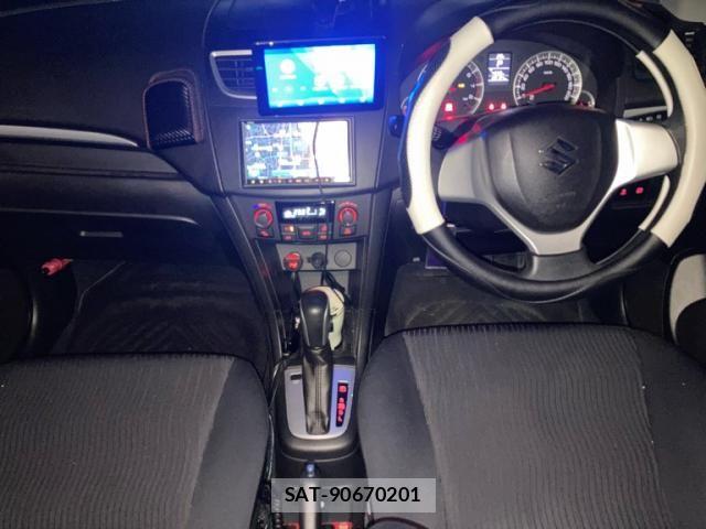 Suzuki SWIFT 2011-10 8831919-10