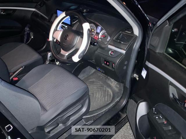 Suzuki SWIFT 2011-10 8831919-11