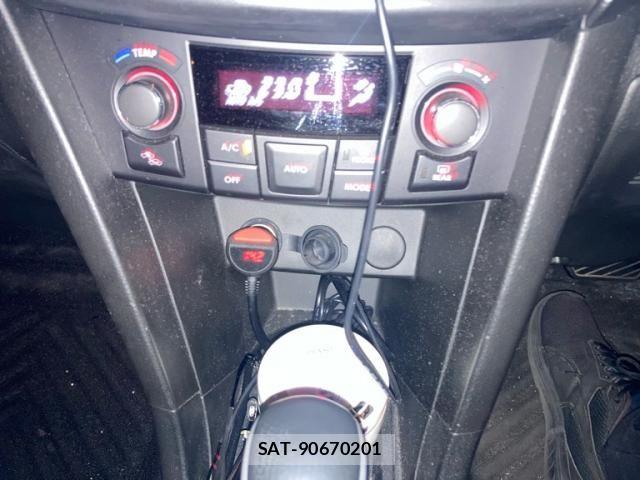 Suzuki SWIFT 2011-10 8831919-15