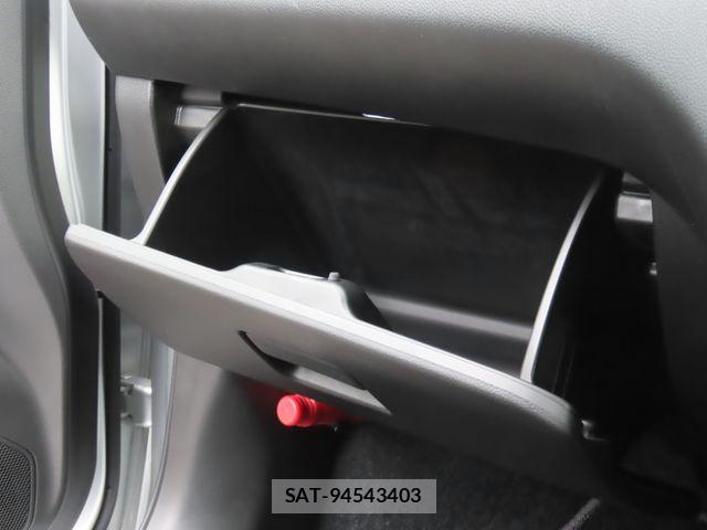 Suzuki SWIFT 2023-02 8831908-15