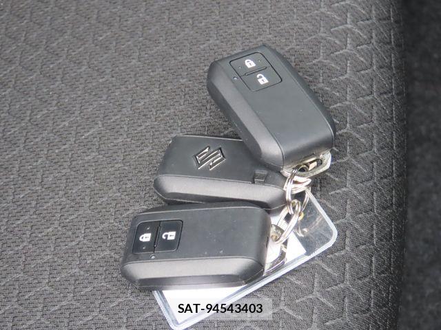Suzuki SWIFT 2023-02 8831908-16