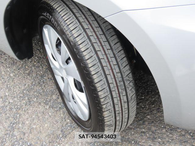 Suzuki SWIFT 2023-02 8831908-18