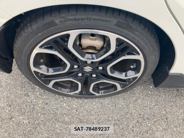 Suzuki SWIFT 2024-10 8831885-9