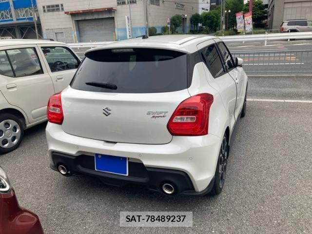 Suzuki SWIFT 2024-10 8831885-3