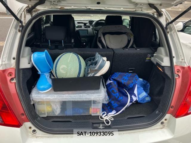 Suzuki SWIFT 2009-07 8831922-13