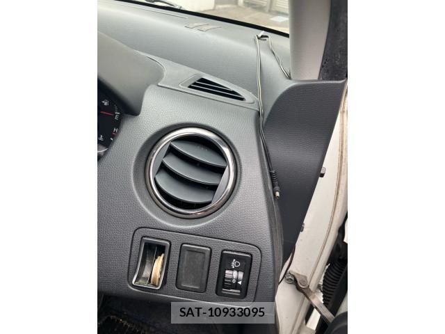 Suzuki SWIFT 2009-07 8831922-20