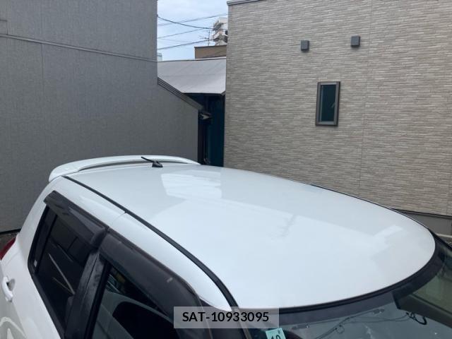 Suzuki SWIFT 2009-07 8831922-3