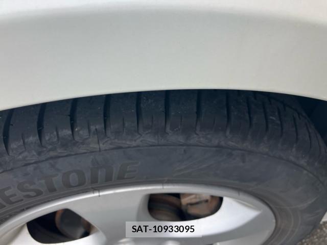 Suzuki SWIFT 2009-07 8831922-5