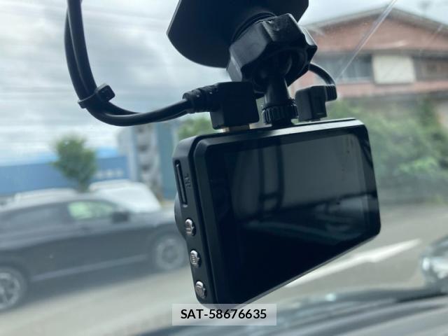 Suzuki SWIFT 2017-07 8831916-19