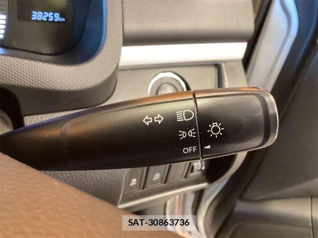 Suzuki SWIFT 2015-06 8831915-6