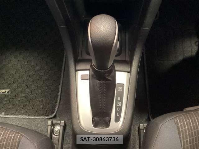 Suzuki SWIFT 2015-06 8831915-8