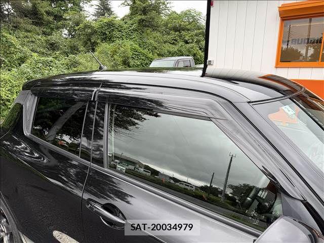 Suzuki SWIFT 2022-02 8831894-29