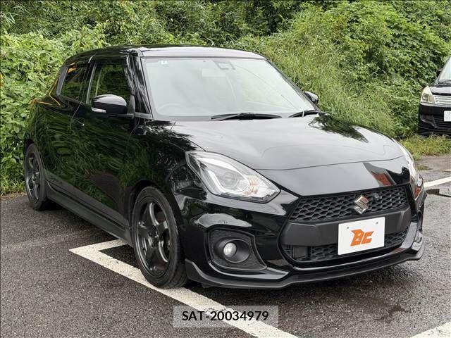 Suzuki SWIFT 2022-02 8831894-4