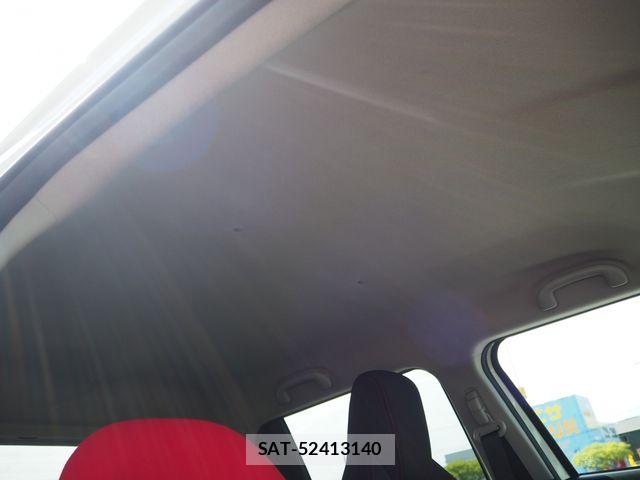 Suzuki SWIFT 2018-01 8831893-21