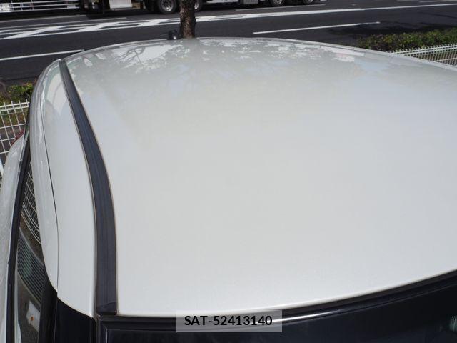 Suzuki SWIFT 2018-01 8831893-25
