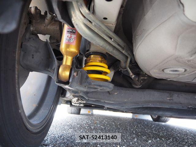 Suzuki SWIFT 2018-01 8831893-26