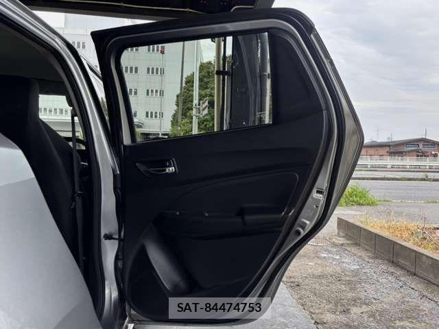 Suzuki SWIFT 2018-12 8850792-11