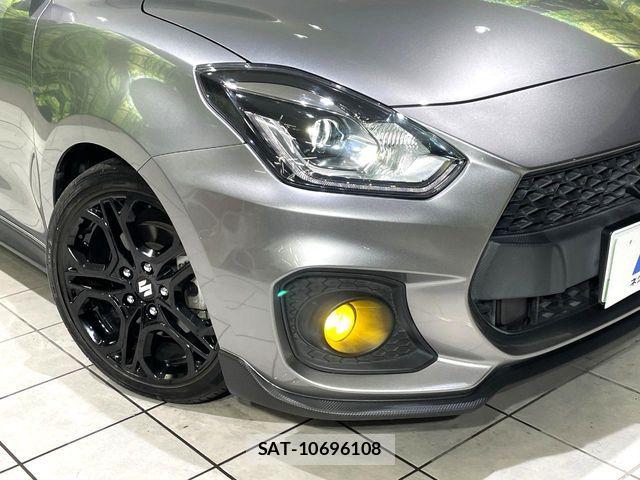 Suzuki SWIFT 2018-06 8850793-11