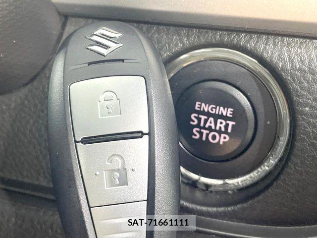 Suzuki SWIFT 2014-02 8850799-5