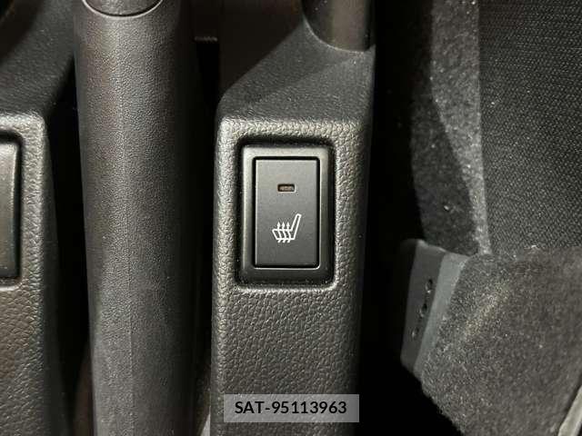 Suzuki SWIFT 2018-03 8849988-24